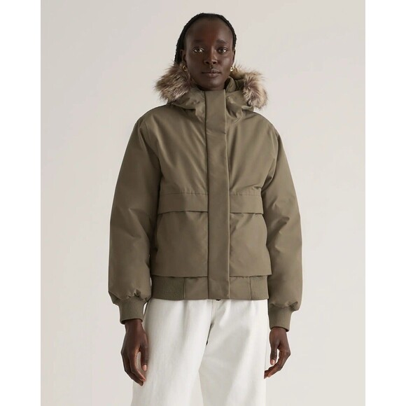 New Quince Women Responsible Down Hooded Short Parka Faded Carbon Medium 0738